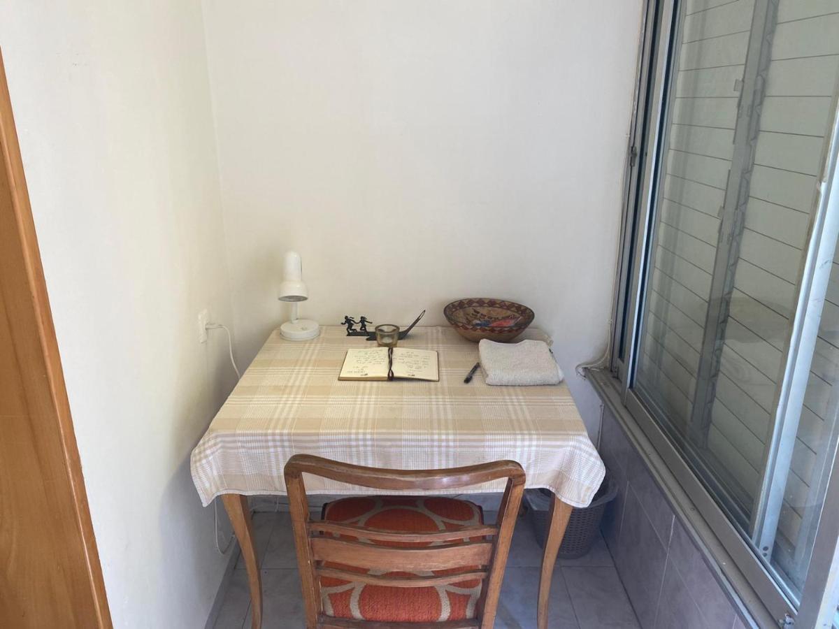 דירת סטודיו בכרמל הירוק Apartment Haifa Exterior photo